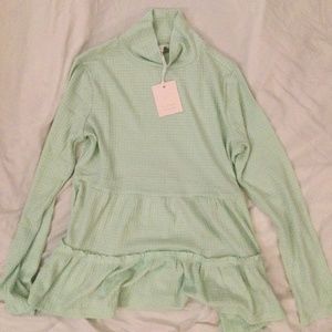 Lauren Conrad medium green waffle knit long sleeve